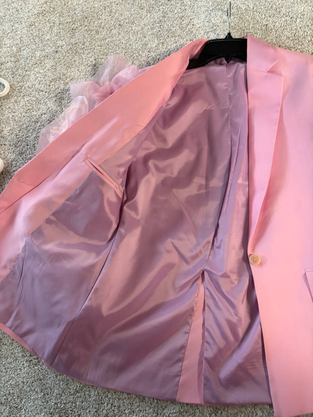 Blazer - Picture 4 of 5